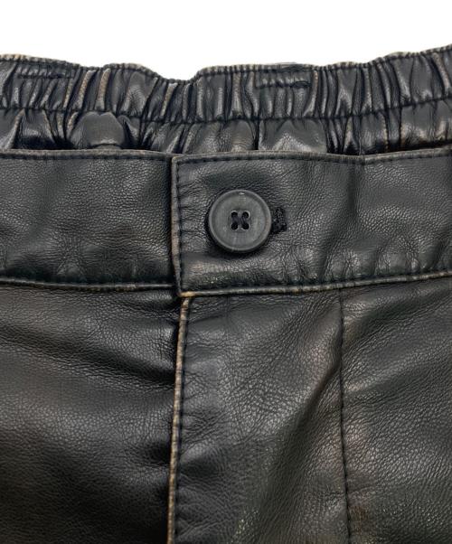 MAISON SPECIAL（メゾンスペシャル）MAISON SPECIAL (メゾンスペシャル) Artificial Leather Pin-Tuck Wide Pants ブラック サイズ:2の古着・服飾アイテム