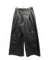MAISON SPECIAL（メゾンスペシャル）の古着「Artificial Leather Pin-Tuck Wide Pants」｜ブラック