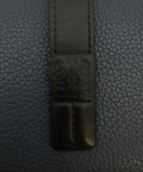 LOEWE（ロエベ）LOEWE (ロエベ) トライフォールドウォレット ネイビーの古着・服飾アイテム