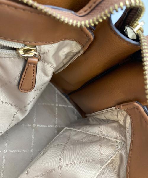 MICHAEL KORS（マイケルコース）MICHAEL KORS (マイケルコース) ハンドバッグ ブラウンの古着・服飾アイテム