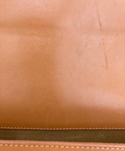 A.P.C.（アーペーセー）A.P.C. (アーペーセー) ショルダーバッグ キャメルの古着・服飾アイテム