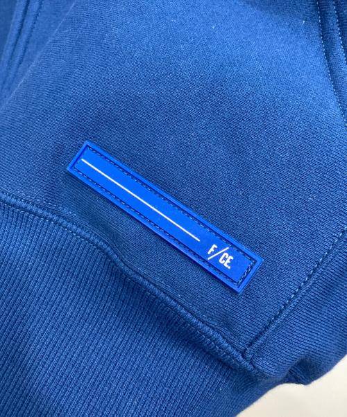 F/CE.（エフシーイー）F/CE. (エフシーイー) SWEAT ZIP HOODIE ブルー サイズ:S 未使用品の古着・服飾アイテム