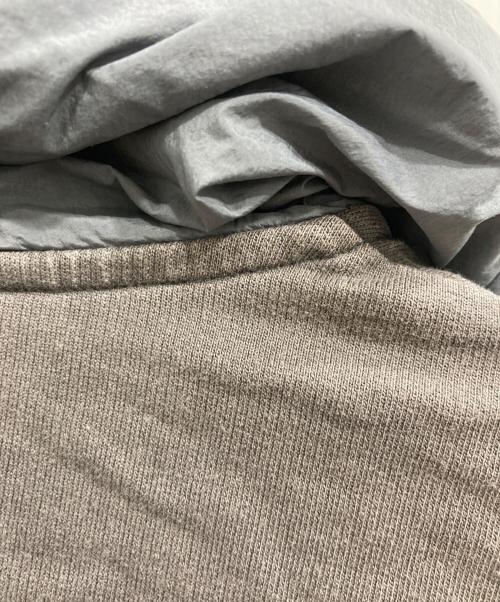 EA7（イーエーセブン）EA7 (イーエーセブン) ナイロン切替ジップパーカー グレー サイズ:Sの古着・服飾アイテム