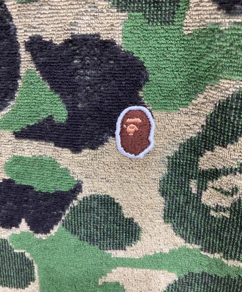 A BATHING APE（アベイシングエイプ）A BATHING APE (アベイシングエイプ) ABC CAMO PILE JACQUARD ONE  POINT TEE グリーン サイズ:Sの古着・服飾アイテム