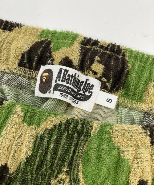 A BATHING APE（アベイシングエイプ）A BATHING APE (アベイシングエイプ) ABC CAMO PILE ONE POINT SWEAT SHORTS グリーン サイズ:Sの古着・服飾アイテム
