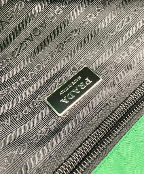 PRADA（プラダ）PRADA (プラダ) ナイロンメッセンジャーバッグ グリーンの古着・服飾アイテム