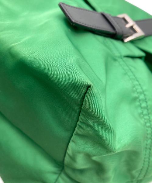PRADA（プラダ）PRADA (プラダ) ナイロンメッセンジャーバッグ グリーンの古着・服飾アイテム