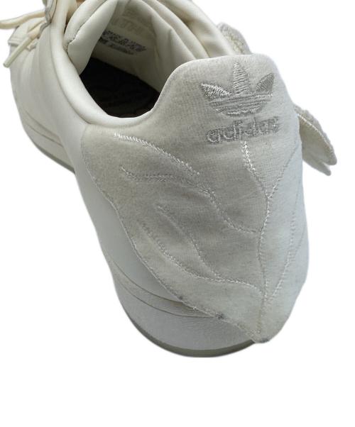 adidas（アディダス）adidas (アディダス) melting sadness (メルティング サッドネス) ローカットスニーカー アイボリー サイズ:US9 / UK8 1/2 /27.0の古着・服飾アイテム