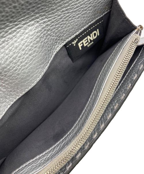 FENDI（フェンディ）FENDI (フェンディ) セレリア ピーカブー 長財布 シルバーの古着・服飾アイテム