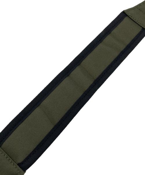WHITE MOUNTAINEERING（ホワイトマウンテ二アニング）WHITE MOUNTAINEERING (ホワイトマウンテ二アニング) WM Logo Shoulder Bag オリーブの古着・服飾アイテム