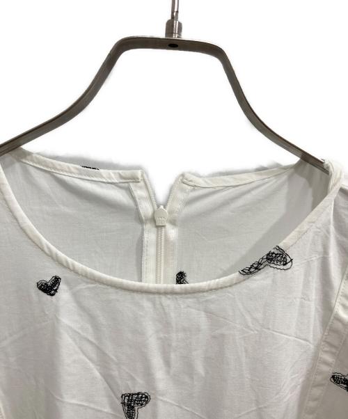Bibiy.（ビビィ）Bibiy. (ビビィ) EMILY HEART DRESS ホワイト サイズ:FREEの古着・服飾アイテム