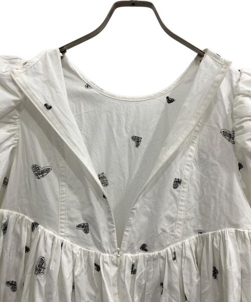 Bibiy.（ビビィ）Bibiy. (ビビィ) EMILY HEART DRESS ホワイト サイズ:FREEの古着・服飾アイテム