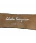 中古・古着 Salvatore Ferragamo (サルヴァトーレ フェラガモ) カチューシャ ベージュ：8000円