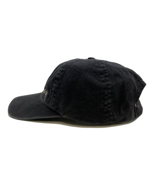 stussy（ステューシー）stussy (ステューシー) ロゴ刺繍キャップ ブラックの古着・服飾アイテム