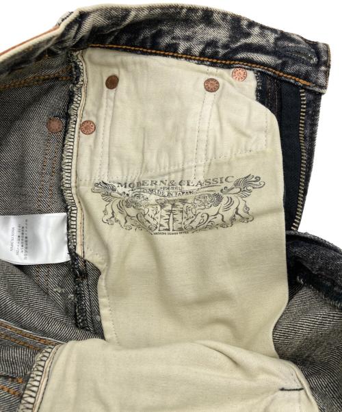 SUGARHILL（シュガーヒル）SUGARHILL (シュガーヒル) CRASHED BLACK MODERN DENIM FLARED TROUSERS グレー サイズ:28の古着・服飾アイテム