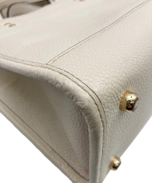 COACH（コーチ）COACH (コーチ) 2WAYバッグDempsey Tote 22） アイボリーの古着・服飾アイテム
