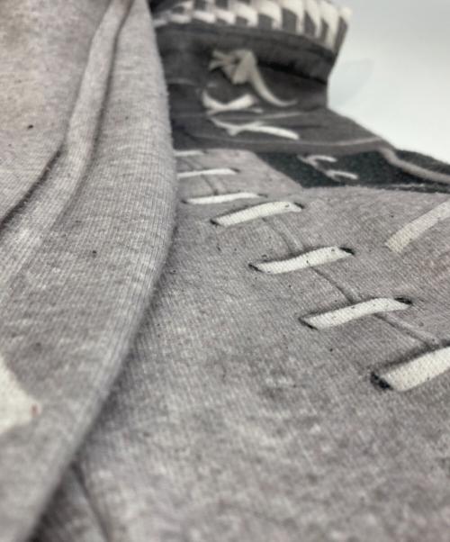 GIVENCHY（ジバンシィ）GIVENCHY (ジバンシィ) 転写プリントスウェット グレー サイズ:XSの古着・服飾アイテム