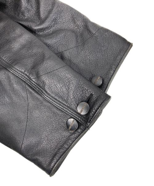 Carhartt WIP（カーハート ワーク イン プログレス）CARHARTT WIP (カーハート ワーク イン プログレス) LEATHER CHORE COAT ブラック サイズ:Lの古着・服飾アイテム