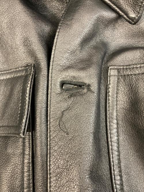 Carhartt WIP（カーハート ワーク イン プログレス）CARHARTT WIP (カーハート ワーク イン プログレス) LEATHER CHORE COAT ブラック サイズ:Lの古着・服飾アイテム