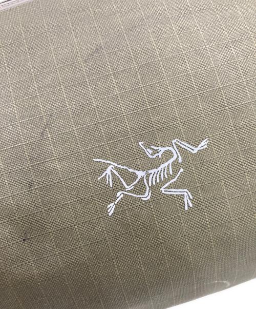 ARC'TERYX（アークテリクス）ARC'TERYX (アークテリクス) ランヴィル クロスボディ バッグ オリーブの古着・服飾アイテム