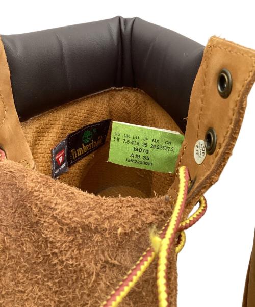 Timberland（ティンバーランド）Timberland (ティンバーランド) 6インチ ベーシック パッド ブーツ ベージュ サイズ:JP26/US8W/UK7.5/EU41.5の古着・服飾アイテム
