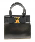 Salvatore Ferragamoサルヴァトーレ フェラガモ）の古着「ヴァラリボンレザーハンドバッグ」｜ブラック