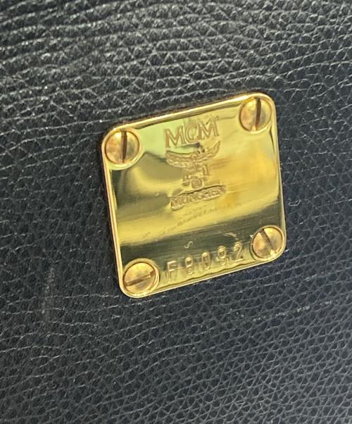 MCM（エムシーエム）MCM (エムシーエム) レザーショルダーバッグ ブラックの古着・服飾アイテム