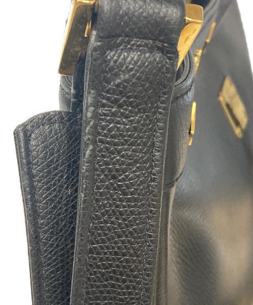 MCM（エムシーエム）MCM (エムシーエム) レザーショルダーバッグ ブラックの古着・服飾アイテム