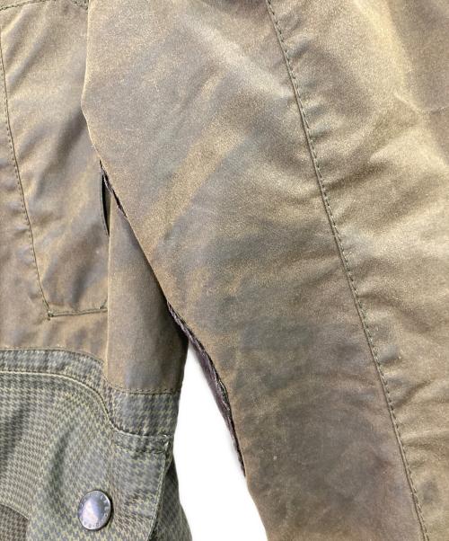 Barbour（バブアー）Barbour (バブアー) エルボーパッチ付切替オイルドカバーオール ブラウン サイズ:Lの古着・服飾アイテム