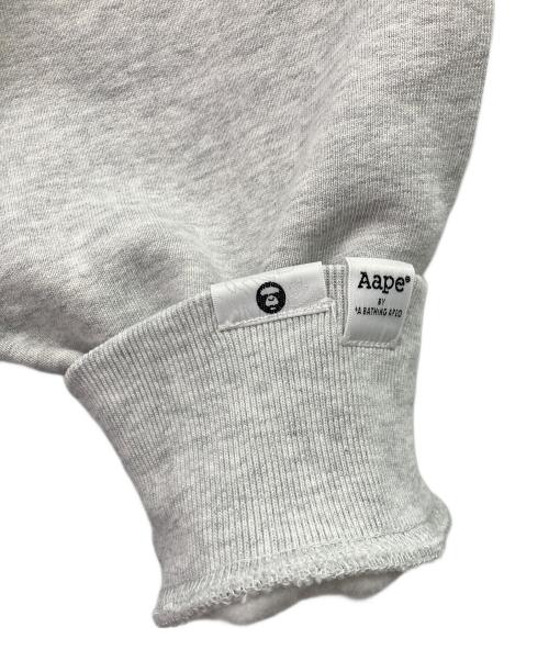 Aape BY A BATHING APE（エーエイプ バイ アベイシングエイプ）AAPE BY A BATHING APE (エーエイプ バイ アベイシングエイプ) Multi-logo button down cardigan グレー サイズ:Mの古着・服飾アイテム