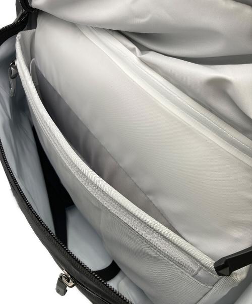 ARC'TERYX（アークテリクス）ARC'TERYX (アークテリクス) Granville 10 Courier Bag ブラックの古着・服飾アイテム