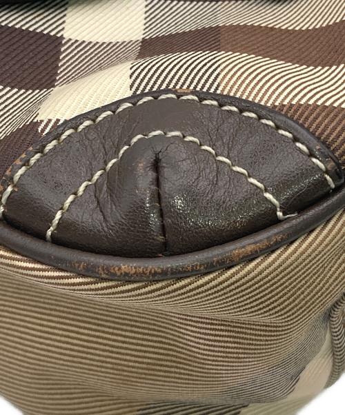 BURBERRY BLUE LABEL（バーバリー ブルー レーベル）BURBERRY BLUE LABEL (バーバリー ブルー レーベル) ポシェット ベージュの古着・服飾アイテム