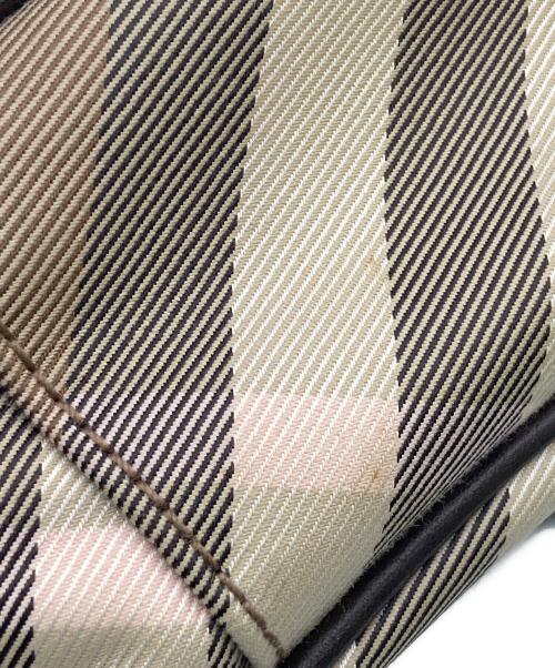 BURBERRY BLUE LABEL（バーバリー ブルー レーベル）BURBERRY BLUE LABEL (バーバリー ブルー レーベル) ポシェット ベージュの古着・服飾アイテム