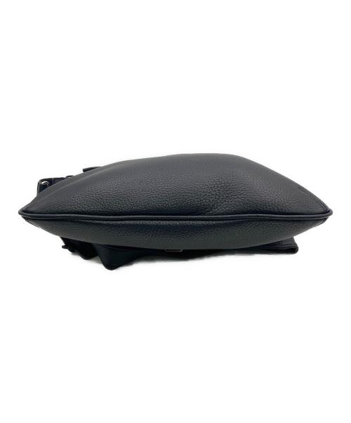 PELLE MORBIDA（ペッレモルビダ）PELLE MORBIDA (ペッレモルビダ) クラッチバッグ ネイビーの古着・服飾アイテム