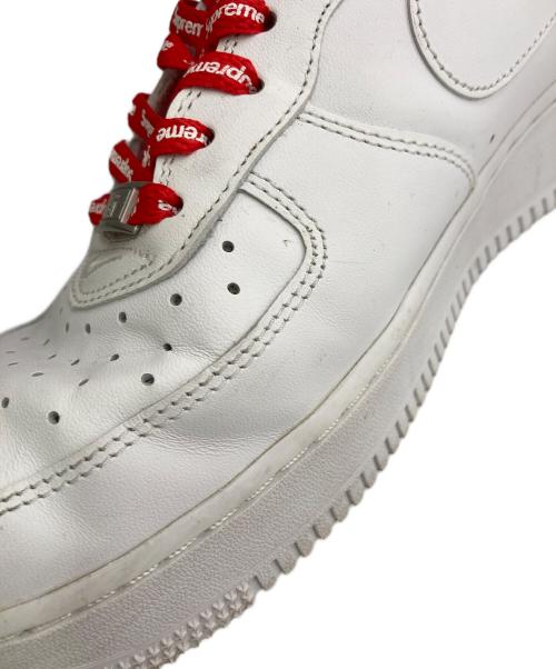 NIKE（ナイキ）NIKE (ナイキ) Supreme (シュプリーム) ローカットスニーカー ホワイト サイズ:27.5cm/US9.5/UK8.5/EU43の古着・服飾アイテム