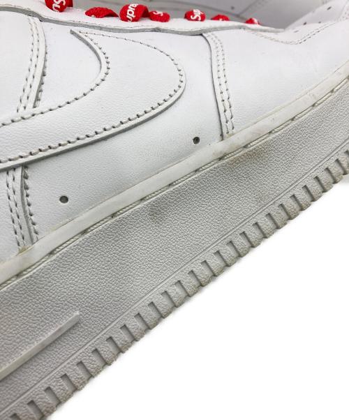 NIKE（ナイキ）NIKE (ナイキ) Supreme (シュプリーム) ローカットスニーカー ホワイト サイズ:27.5cm/US9.5/UK8.5/EU43の古着・服飾アイテム