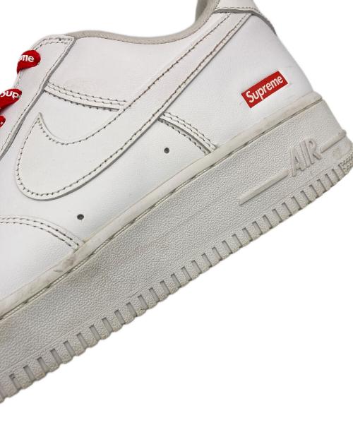 NIKE（ナイキ）NIKE (ナイキ) Supreme (シュプリーム) ローカットスニーカー ホワイト サイズ:27.5cm/US9.5/UK8.5/EU43の古着・服飾アイテム