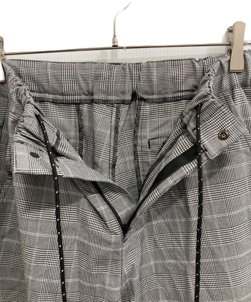 clubhaus（クラブハウス）clubhaus (クラブハウス) Soglia Center Press Easy Pants グレー サイズ:Mの古着・服飾アイテム