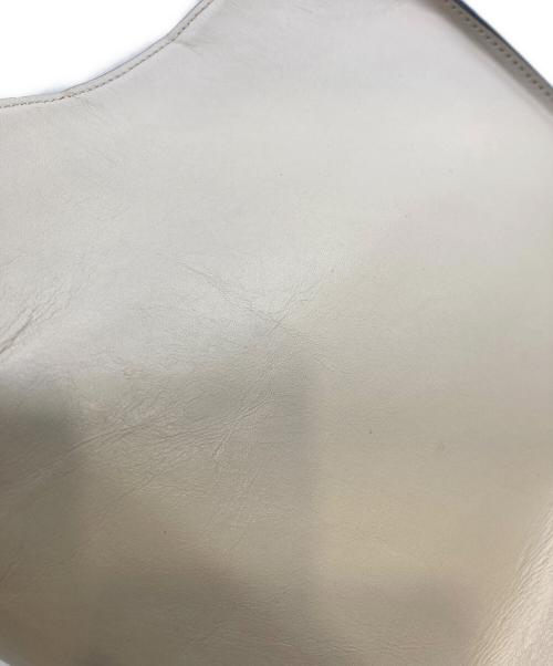 epoi（エポイ）epoi (エポイ) ノットキューブ2WAYショルダーバッグ アイボリーの古着・服飾アイテム