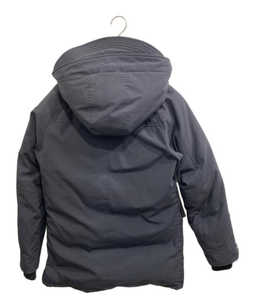 CANADA GOOSE（カナダグース）CANADA GOOSE (カナダグース) ラングレー ダウンジャケット ネイビー サイズ:Mの古着・服飾アイテム