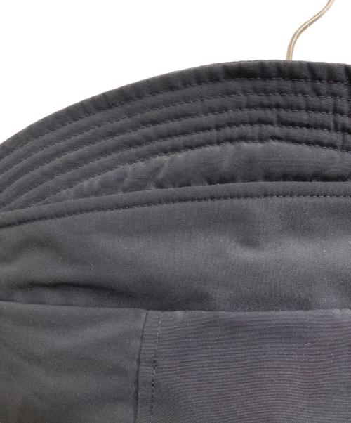 CANADA GOOSE（カナダグース）CANADA GOOSE (カナダグース) ラングレー ダウンジャケット ネイビー サイズ:Mの古着・服飾アイテム