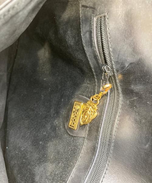 GUCCI（グッチ）GUCCI (グッチ) フラップ付レザーショルダーバッグ ブラックの古着・服飾アイテム