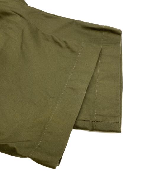 CIOTA（シオタ）CIOTA (シオタ) スビンコットン バックサテン ベイカーパンツ オリーブ サイズ:4の古着・服飾アイテム