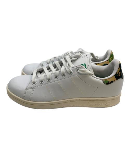 adidas（アディダス）adidas (アディダス) A BATHING APE (アベイシングエイプ) STAN SMITH GOLF CLOUD ホワイト サイズ:24の古着・服飾アイテム