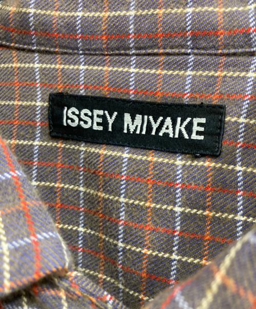 ISSEY MIYAKE（イッセイミヤケ）ISSEY MIYAKE (イッセイミヤケ) キルティングチェックシャツ グレー サイズ:3の古着・服飾アイテム