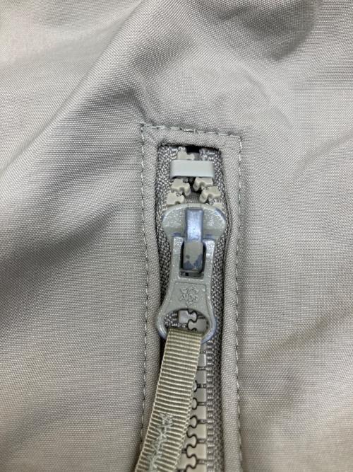 ECWCS（エクワックス）ECWCS (エクワックス) プリマロフトジャケット グレー サイズ:Ⅿ-LONGの古着・服飾アイテム