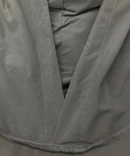 F.C.R.B.（エフシーレアルブリストル）F.C.R.B. (エフシーレアルブリストル) スタープリントロゴナイロンパーカー ネイビー サイズ:Mの古着・服飾アイテム