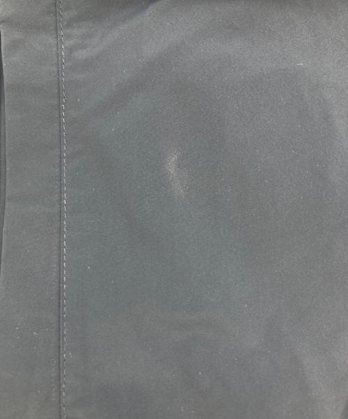 F.C.R.B.（エフシーレアルブリストル）F.C.R.B. (エフシーレアルブリストル) スタープリントロゴナイロンパーカー ネイビー サイズ:Mの古着・服飾アイテム