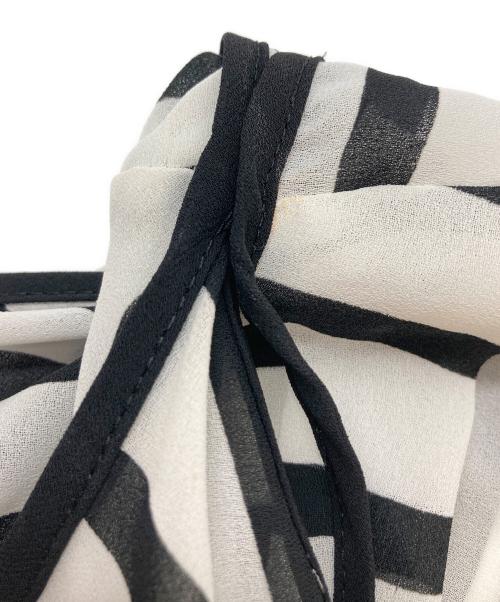 JUNYA WATANABE COMME des GARCONS（(ジュンヤワタナベ コムデギャルソン）JUNYA WATANABE COMME des GARCONS ((ジュンヤワタナベ コムデギャルソン) ボーダーショールブラウス ブラック×ホワイト サイズ:Freeの古着・服飾アイテム