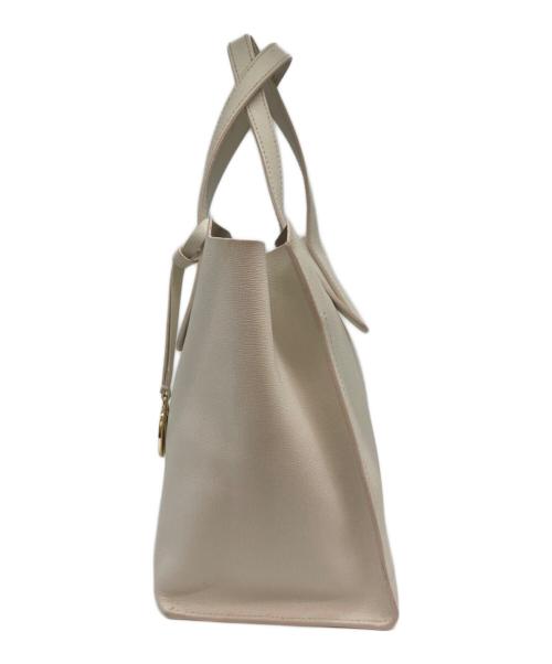 FURLA（フルラ）FURLA (フルラ) ハンドバッグ ホワイトの古着・服飾アイテム